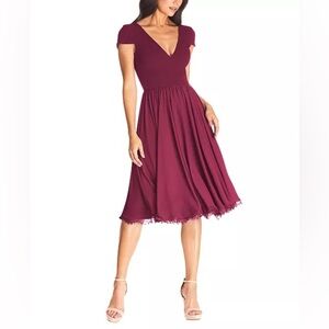 NWT Dress The Population Corey Chiffon Fit & Flare Dress in size Large in Wine